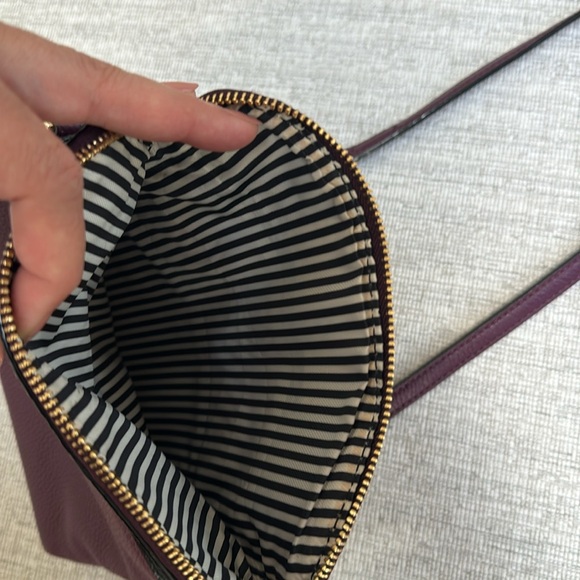 Kate Spade pebbled crossbody bag with adjustable strap-Bordeaux - Picture 7 of 8